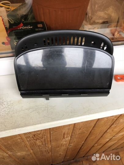 Монитор на бмв Е60