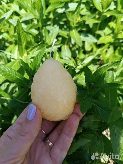 Свеча в форме яйца ручная работа