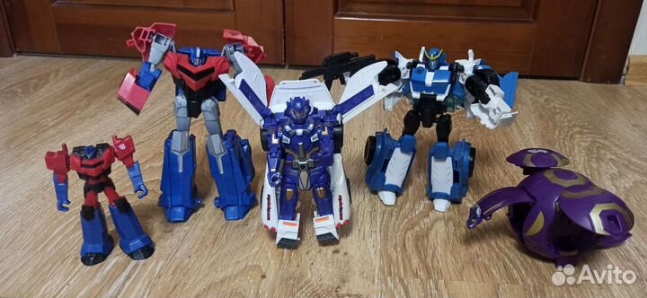 Трансформеры-машины, состояние новых, свет и звук