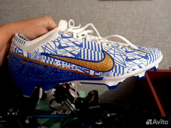 Бутсы nike 41 размер (евро 42) новые