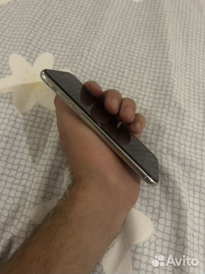 iPhone X, 64 ГБ