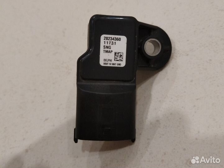 Продам датчик атмосферного давления LADA Vesta