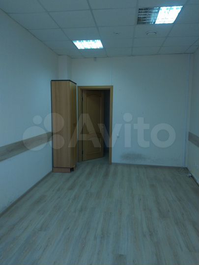 Офисное помещение, 221.4 м²