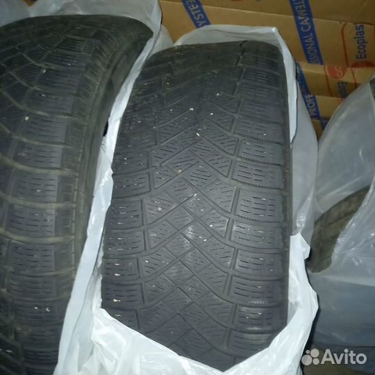 Pirelli P Zero 225/60 R18 100H