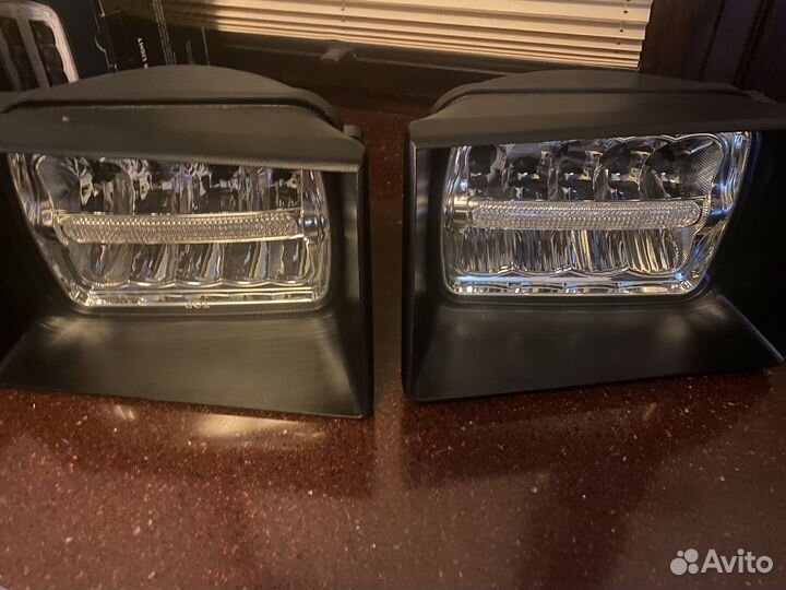 LED Фары Jeep Grand Cherokee ZJ комплект