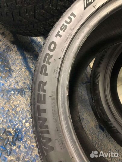 Event Limus 4x4 295/40 R21 131J