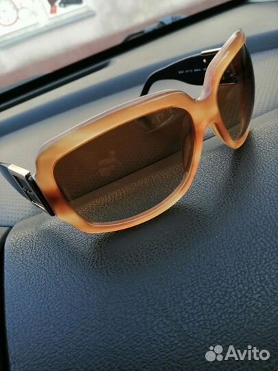 Солнцезащитные очки Bvlgari