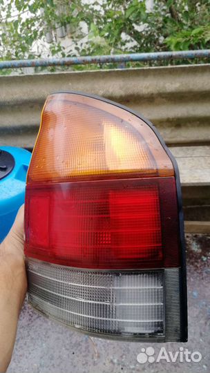Фонарь задний мазда 323