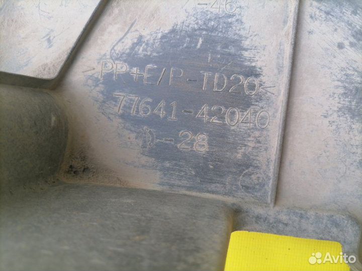 Пыльник Toyota Rav4 40 2013-2019 2.0 3ZR FE 146