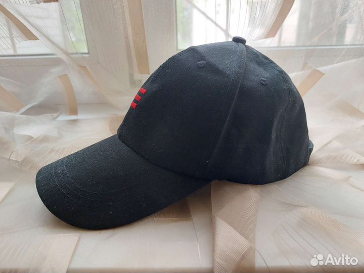 Бейсболка черная