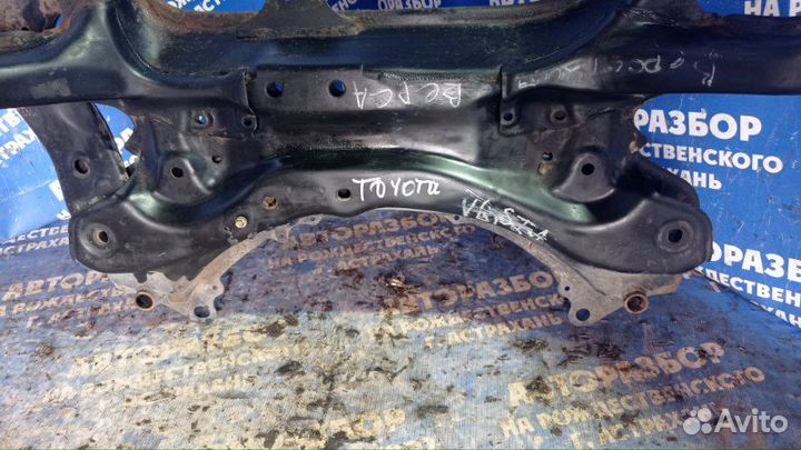 Передний подрамник Toyota Verso минивен 2ZR-FE