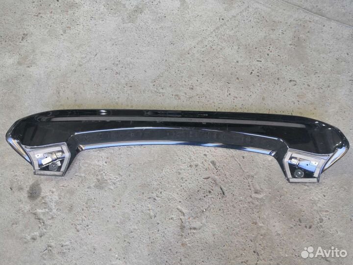 Toyota land cruiser 200 спойлер 5-й Двери