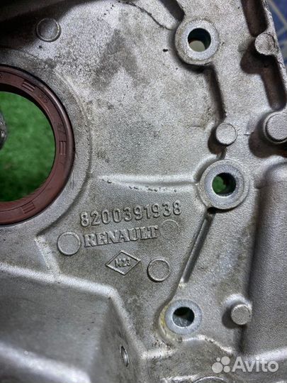 Крышка коленвала Renault Megane 2 седан 1.6 K4M812