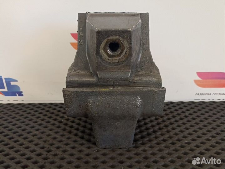 Подушка двигателя передняя Daf XF106