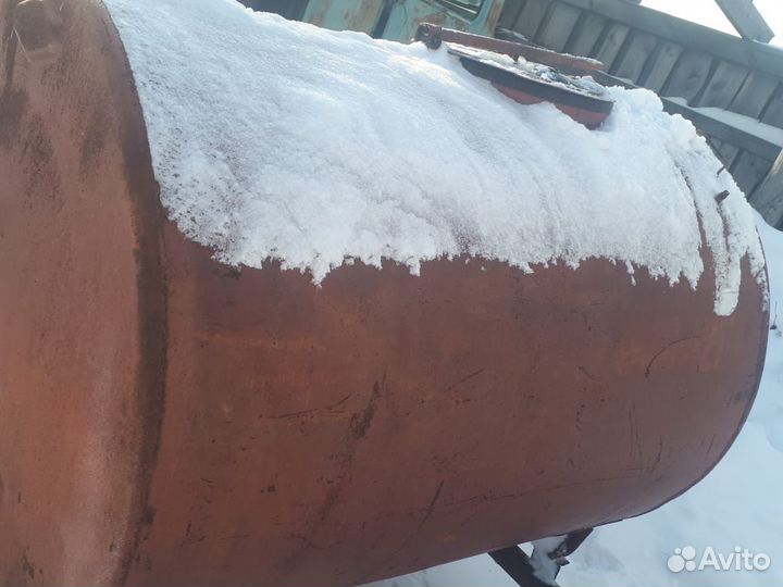 Бочка металическая 1200 л