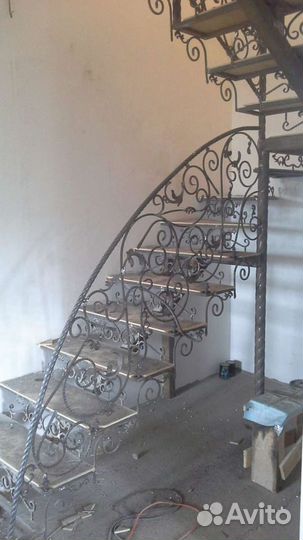 Лестницы и навесы