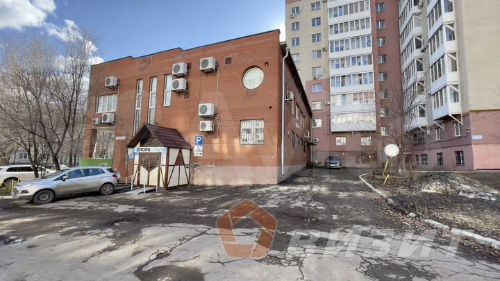 Помещение с вытяжкой и парковкой