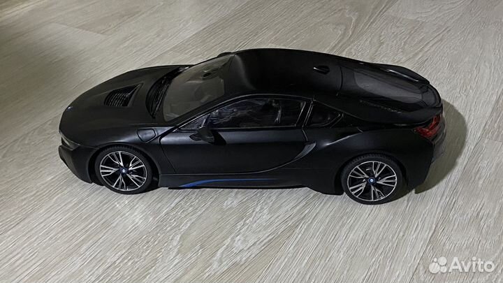 Машинка на радиоуправлении