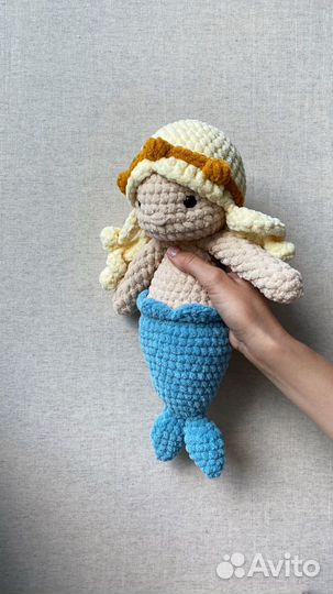 Вязаная игрушка Русалочка