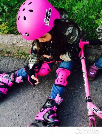 Ролики, шлем, зашита (цена за всё)