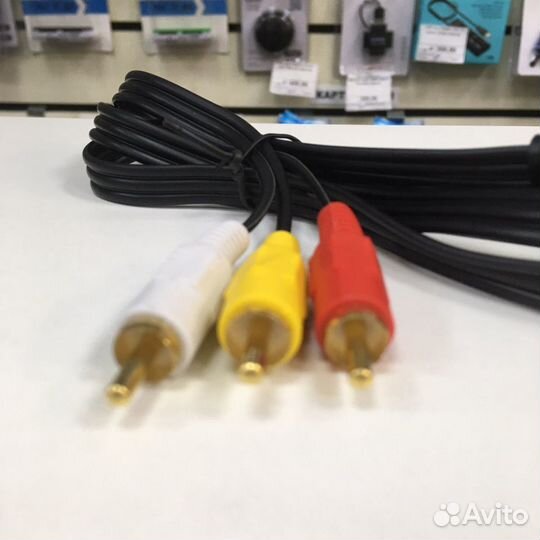 Кабель Jack 3.5 мм вилка - 3xRCA вилка,1 м