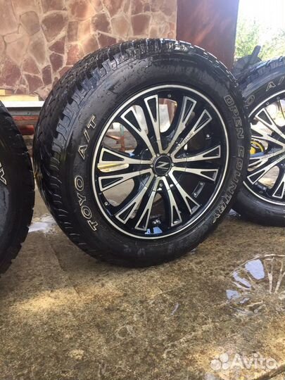 Кол-са в сборе R20 Zinik+Резина toyo Open Country