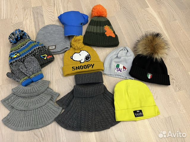 Шапки, панамы, манишки, краги