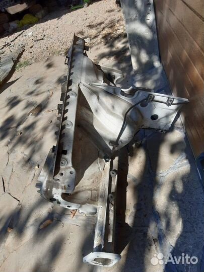 Лонжерон правый Audi A4 Avant B6 (8E5) 1.8T MPI