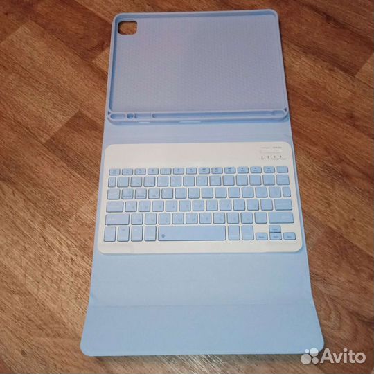 Чехол для планшета с клавиатурой