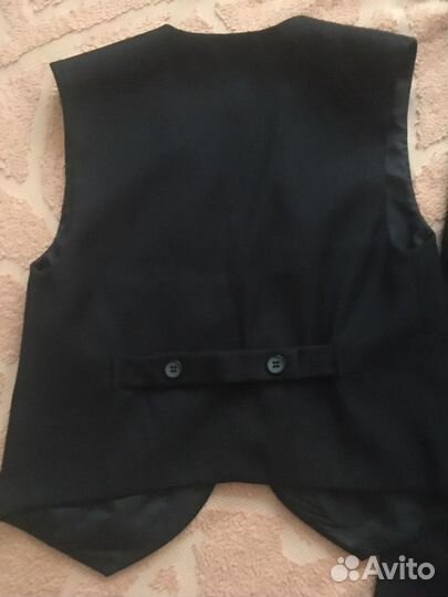 Костюм для мальчика в первый класс(подойдет на 7-8
