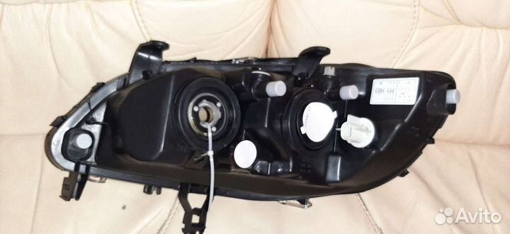 Передняя правая фара opel zafira A