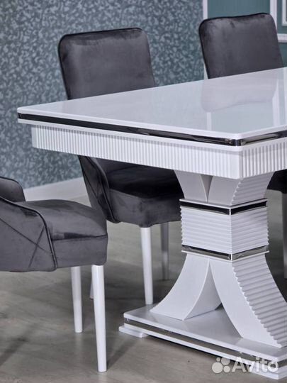 Обеденная группа стол и стулья