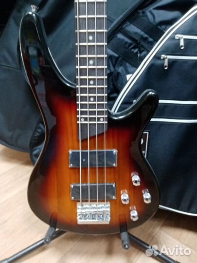 Бас гитара Smiger G-B3-4 3TS