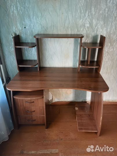 Компьютерный столик бу