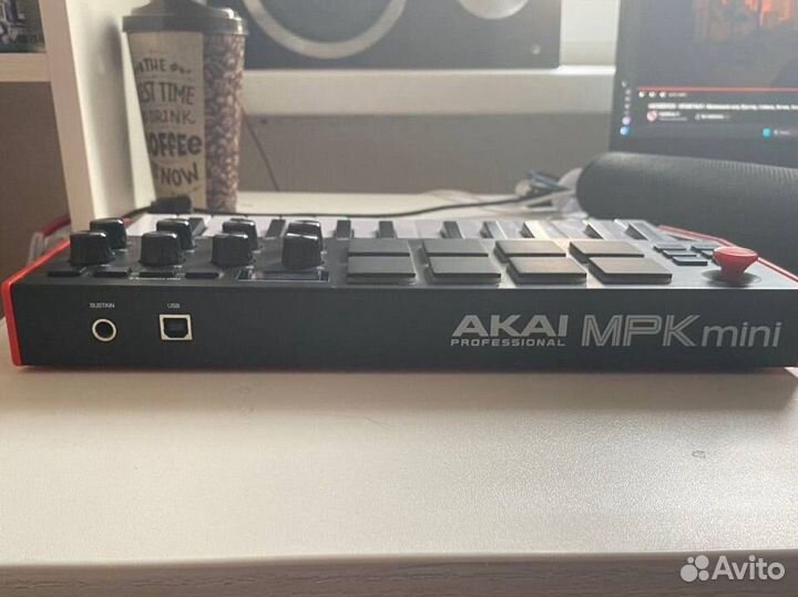 Akai PRO MPK mini mk3