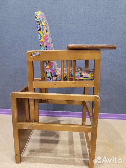 Детский стульчик для кормления