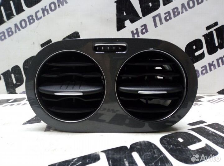 Дефлектор правый Volkswagen Tiguan 5N2 CCZ