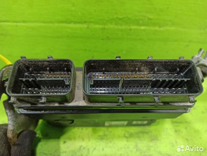 Блок управления двигателем Toyota Corolla E150 1ZR