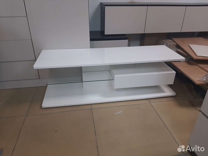 Тумба под тв