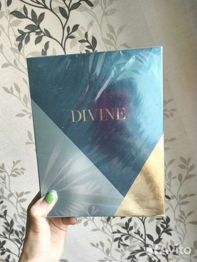 Набор Divine (парфюмерная вода и крем для рук)