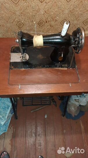Швейная машина подольская