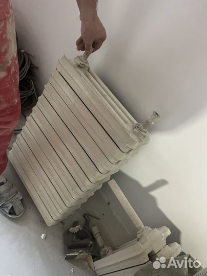 Батареи чугунные 4 штуки