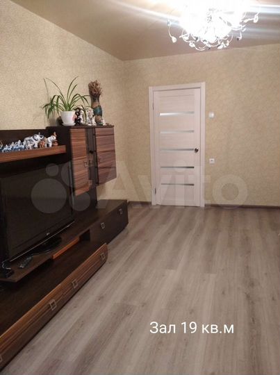 3-к. квартира, 80 м², 3/17 эт.
