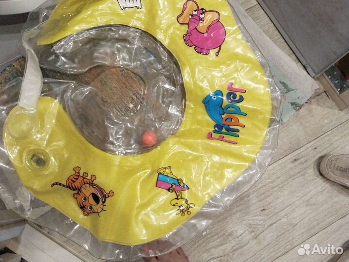 Круг на шею для купания