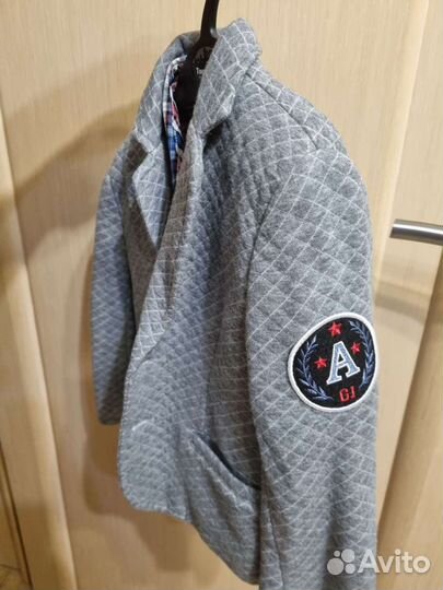 Пиджак и рубашка 104 размер