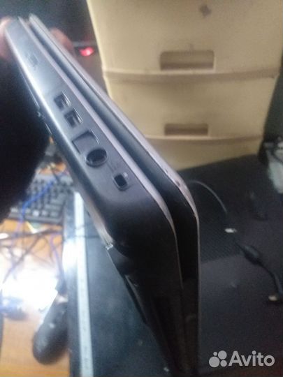 Ноутбук Toshiba l500-1q6, разбор на запчасти