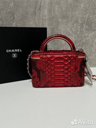 Косметичка chanel кожаная люкс