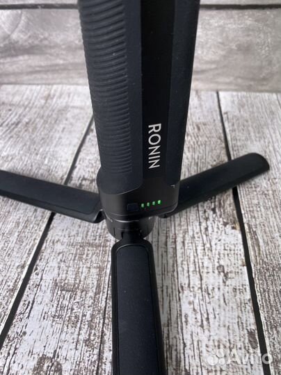 DJI Ronin-S электрический трехосевой стабилизатор