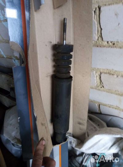 Амортизаторы Лада Ларгус