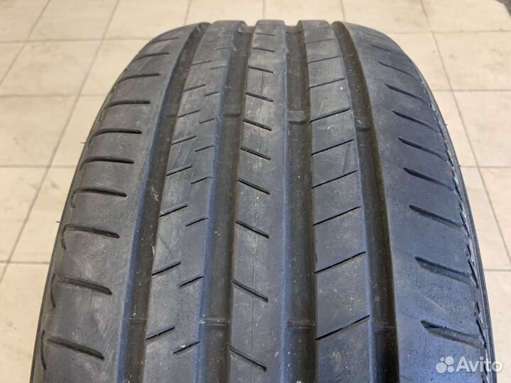 Bridgestone Alenza 001 245/40 R21 100Y